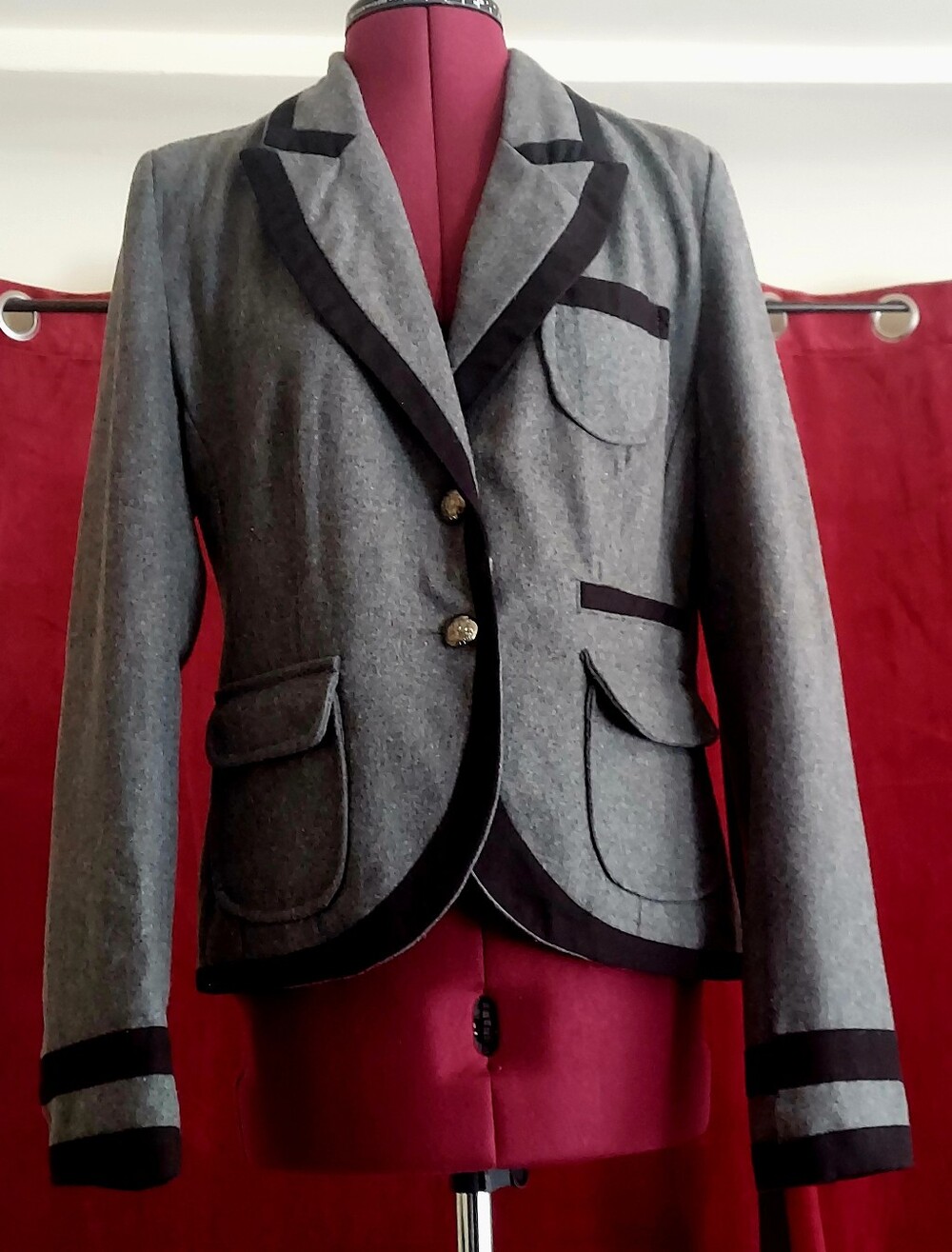 Women’s Grey Contrast Trim Wool-Blend Blazer Jacket Sz L Dark Academia